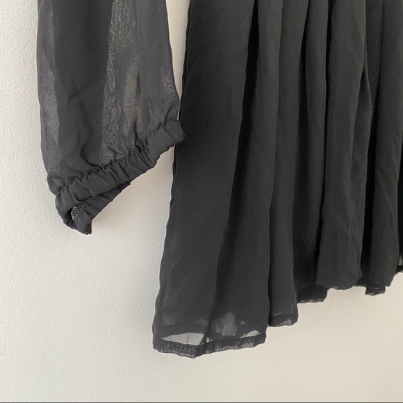 Brandy Melville Gathered Waist Long Sleeve Top Size S Black - Picture 4 of 6